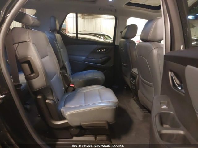 1GNEVJKW7JJ100422 Chevrolet Traverse Premier