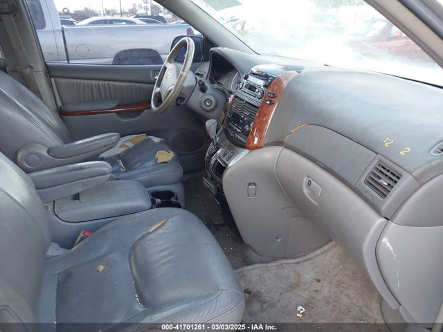 2004 Toyota Sienna Xle მანქანა იყიდება აუქციონზე, vin: 5TDZA22C94S152949, აუქციონის ნომერი: 41701261