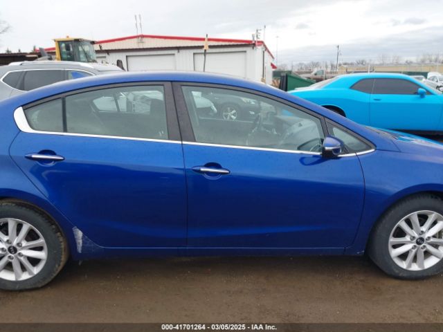 3KPFL4A79HE032176 KIA FORTE S