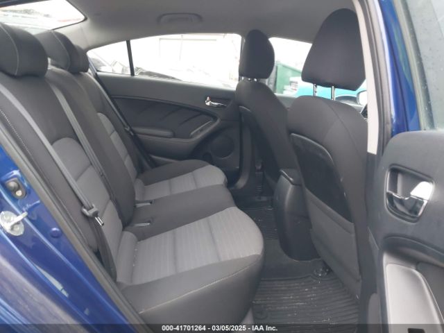 3KPFL4A79HE032176 KIA FORTE S