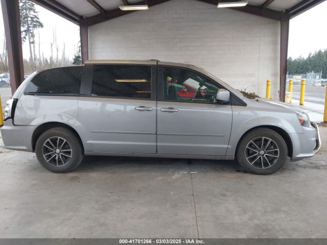 2C4RDGEG5HR824880 Dodge Grand Caravan Gt