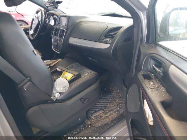 2C4RDGEG5HR824880 Dodge Grand Caravan Gt