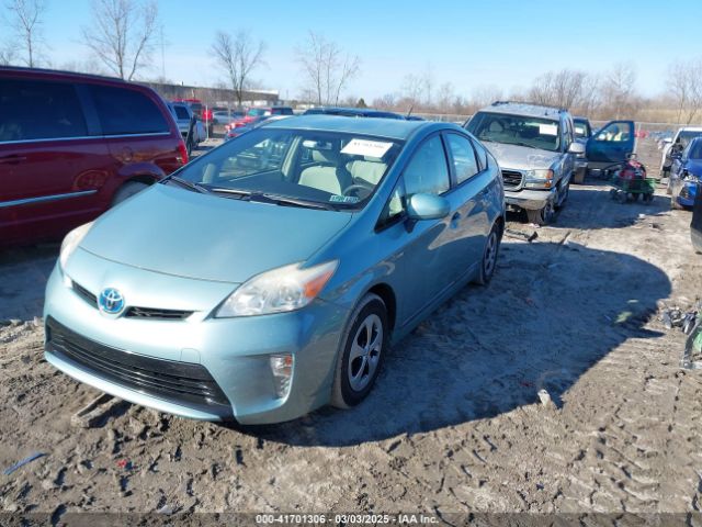 JTDKN3DU8E1750286 Toyota Prius Two