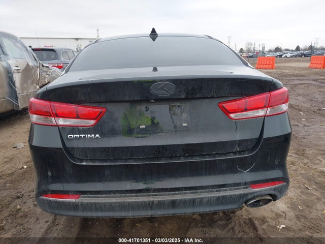 5XXGT4L39JG272663 KIA Optima Lx