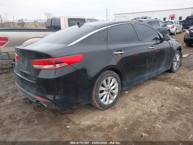 5XXGT4L39JG272663 KIA Optima Lx