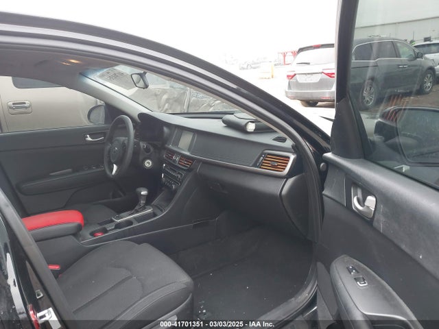 5XXGT4L39JG272663 KIA Optima Lx