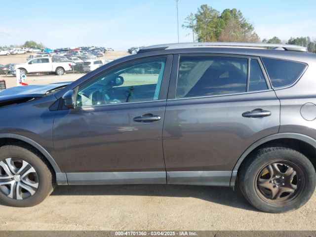 2T3ZFREV6HW371458 Toyota RAV4 LE