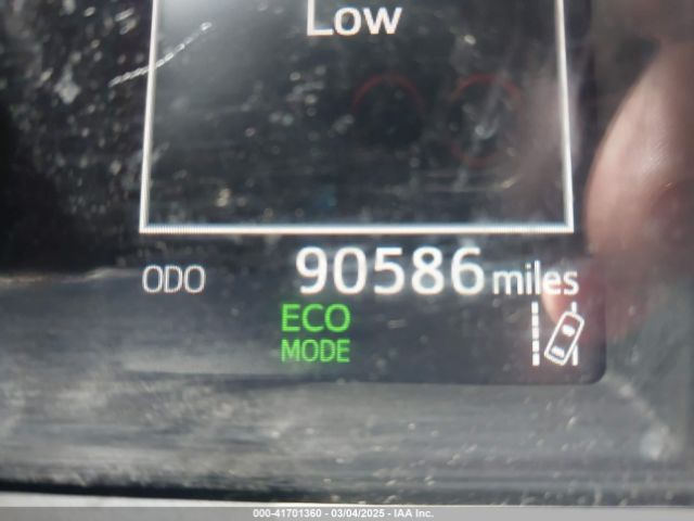 2T3ZFREV6HW371458 Toyota RAV4 LE