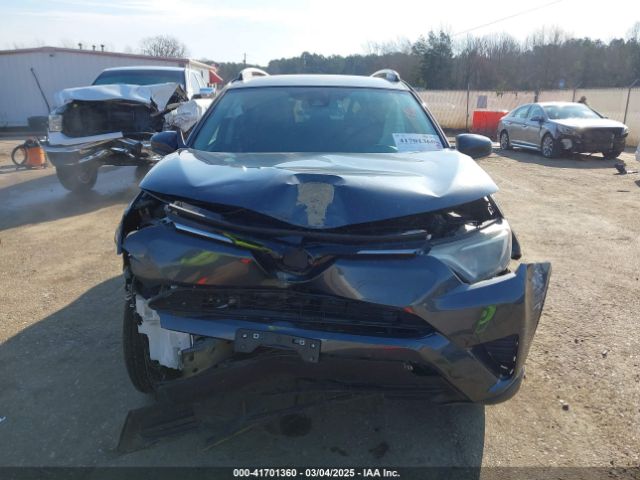 2T3ZFREV6HW371458 Toyota RAV4 LE