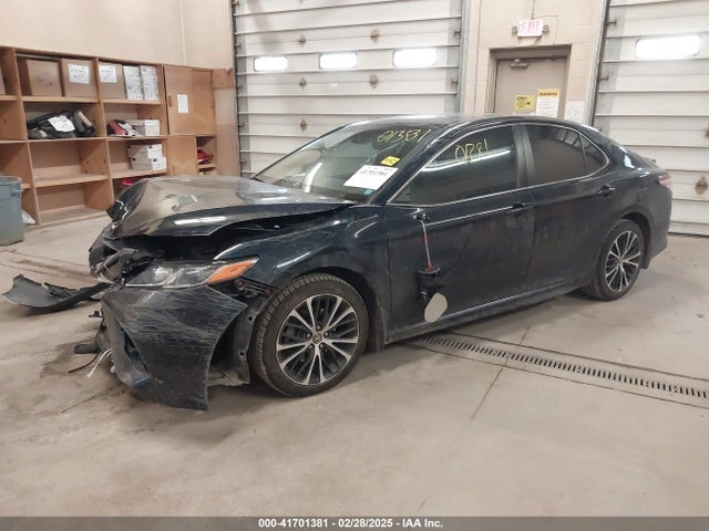 4T1J11AK9LU864660 Toyota CAMRY SE