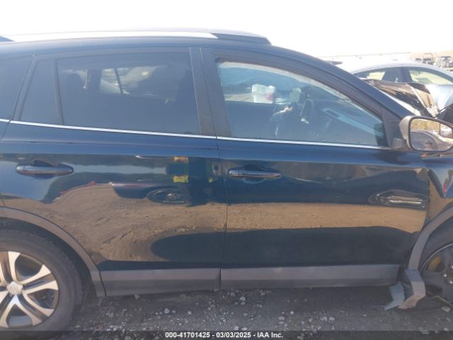 2T3ZFREV3JW493328 Toyota RAV4 LE