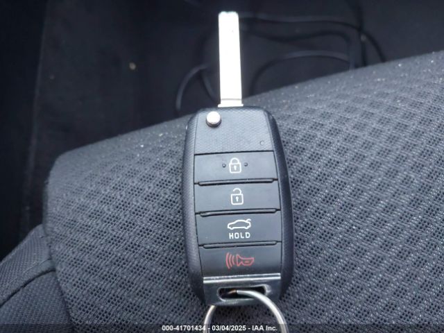 5XXGT4L32JG249287 KIA Optima Lx