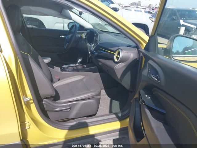 KL77LKE2XRC227913 Chevrolet Trax Fwd Activ
