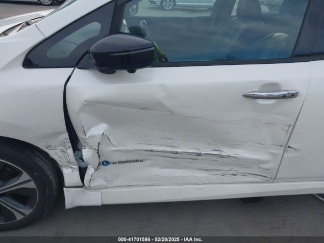 1N4AZ1CP0KC306485 Nissan Leaf Sl