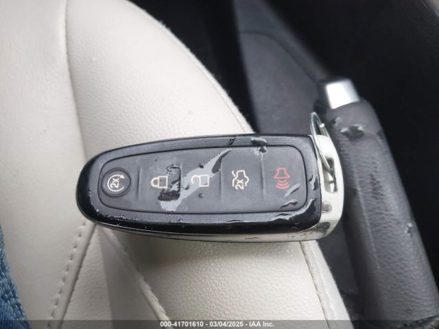 1FADP3J24JL251785 Ford Focus Titanium