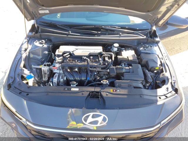 KMHLL4DG0RU771384 Hyundai ELANTRA SE