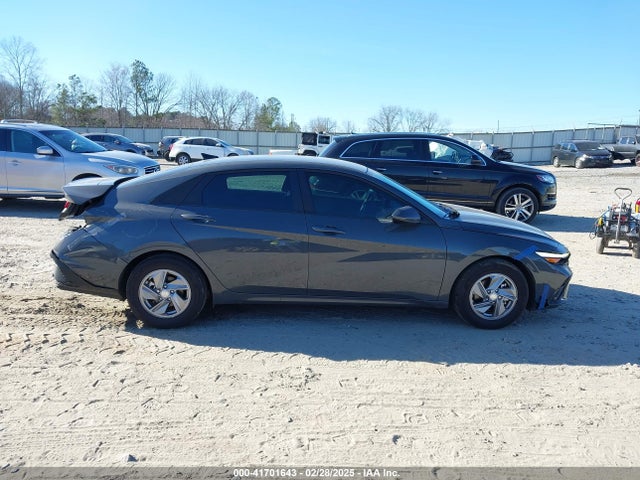 KMHLL4DG0RU771384 Hyundai ELANTRA SE