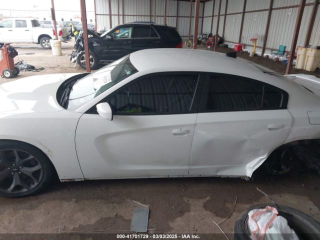 2C3CDXHG6KH512506 Dodge Charger Gt Rwd