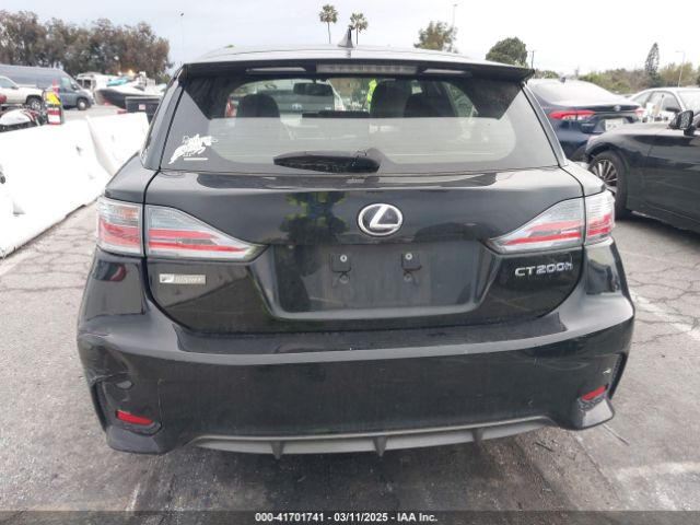 JTHKD5BH9H2295773 Lexus CT 200H