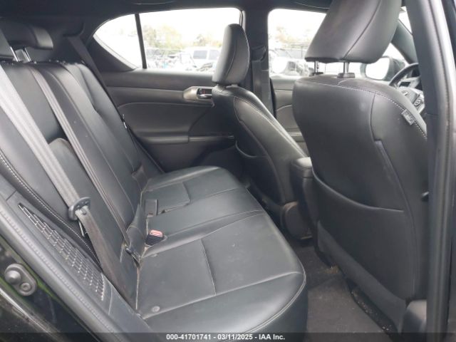 JTHKD5BH9H2295773 Lexus CT 200H