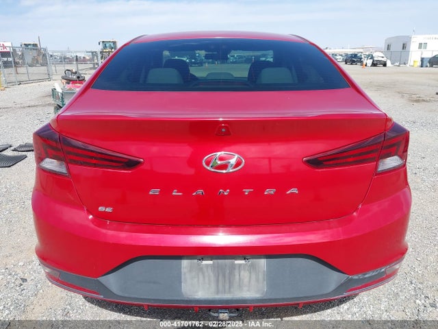Hyundai ELANTRA SE 2020 5NPD74LF7LH532633 Image 17
