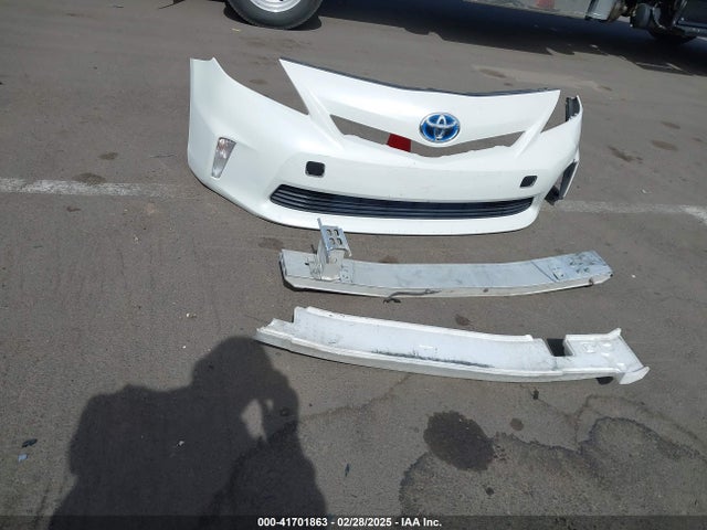 Toyota Prius V Two 2014 JTDZN3EU7EJ000634 Image 12