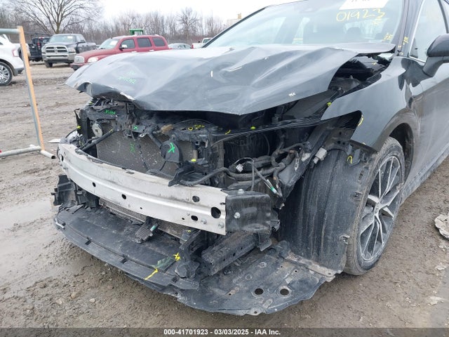 4T1G11AK4MU573284 Toyota CAMRY SE