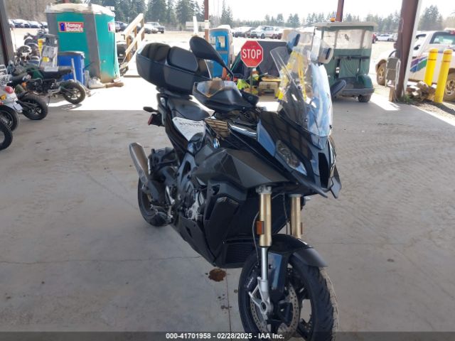 2022 BMW S 1000 WB10E4305N6F75946