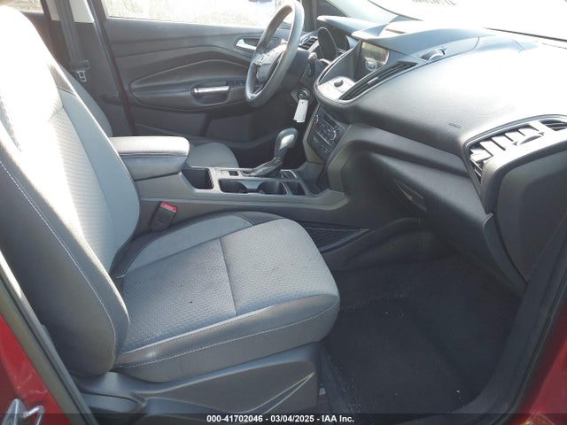 1FMCU0GD2JUA02221 Ford ESCAPE SE