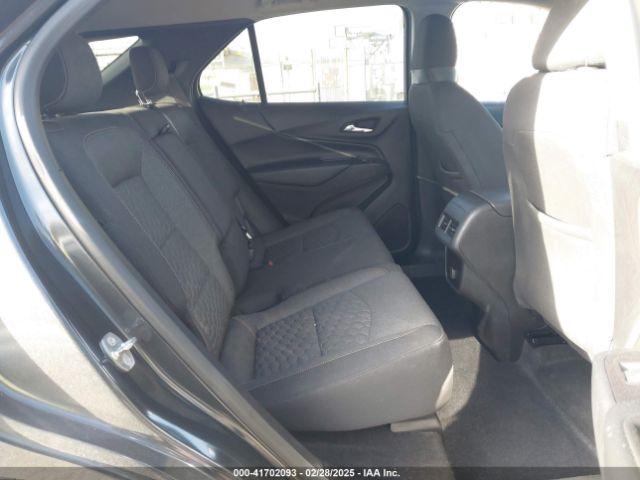 2GNAXJEV9J6286456 Chevrolet EQUINOX LT