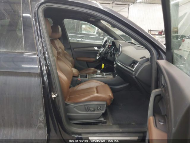 WA1BNAFY4K2091062 Audi Q5 45 Premium
