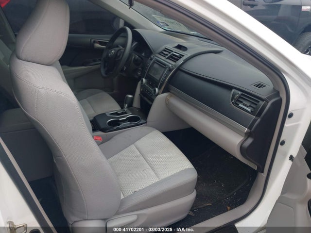 Toyota CAMRY LE 2014 4T4BF1FK1ER412600 Image 5