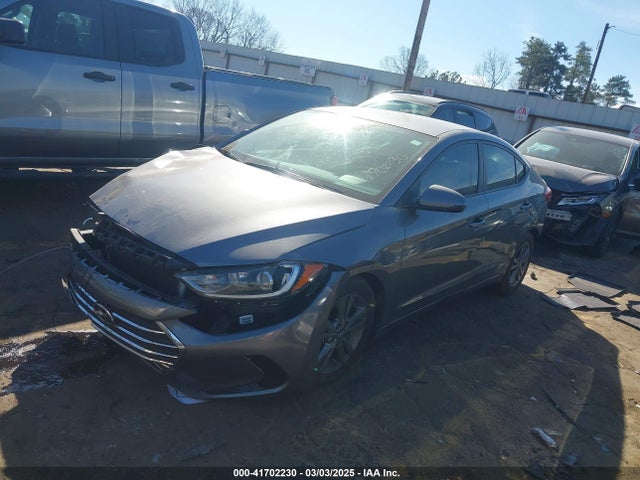 5NPD84LF8JH256800 Hyundai ELANTRA SEL
