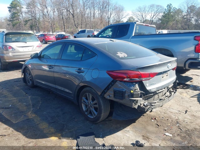 5NPD84LF8JH256800 Hyundai ELANTRA SEL