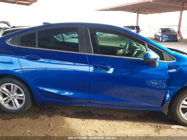 Chevrolet Cruze Lt Auto 2018 1G1BE5SM8J7196407 Image 13