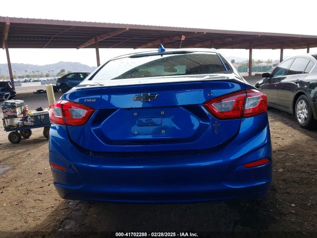 Chevrolet Cruze Lt Auto 2018 1G1BE5SM8J7196407 Image 16