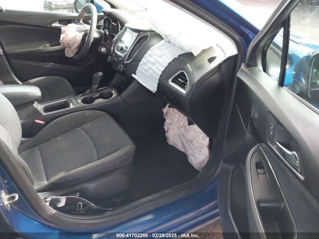 Chevrolet Cruze Lt Auto 2018 1G1BE5SM8J7196407 Image 5