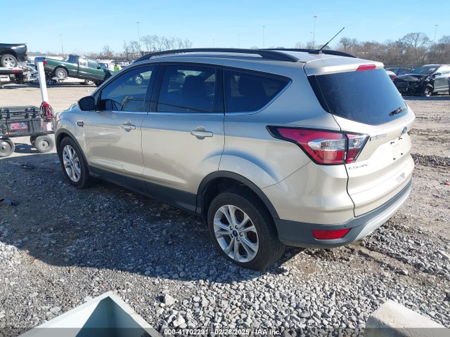 Ford ESCAPE SE 2017 1FMCU0GD2HUC47384 Image 3