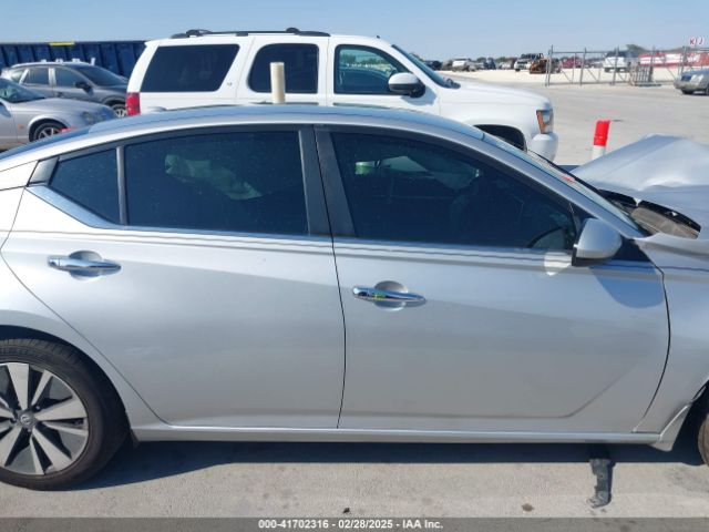 1N4BL4DVXNN377707 Nissan Altima Sv Fwd