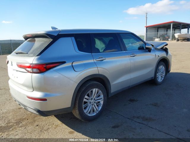 2023 MITSUBISHI OUTLANDER JA4J4TA89PZ027972 Photo 3