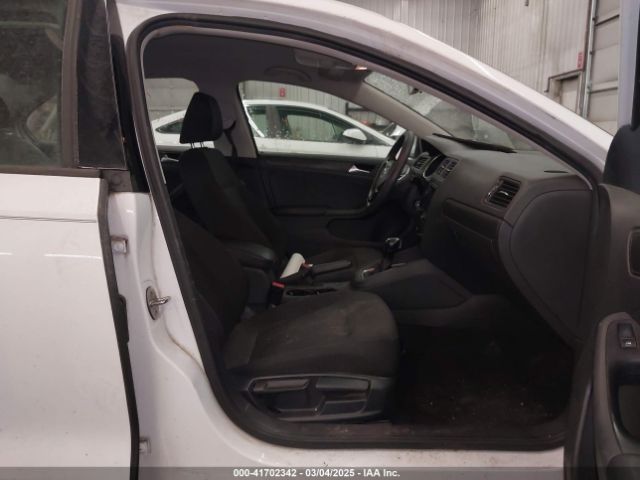 3VW267AJ1GM270446 Volkswagen Jetta 1.4t S