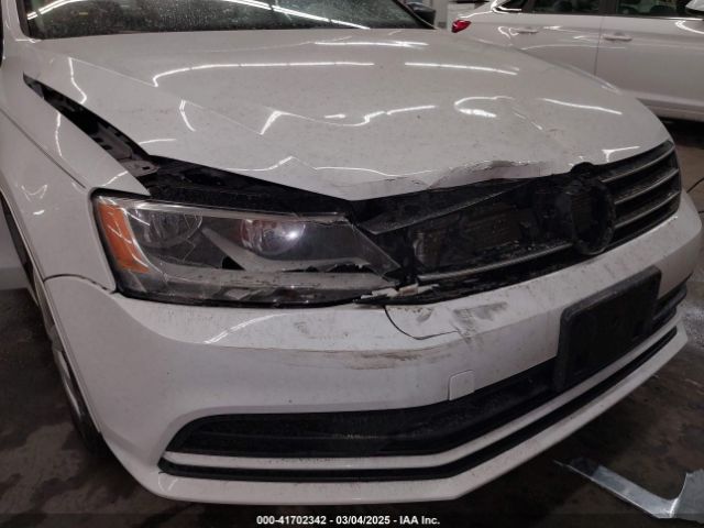 3VW267AJ1GM270446 Volkswagen Jetta 1.4t S