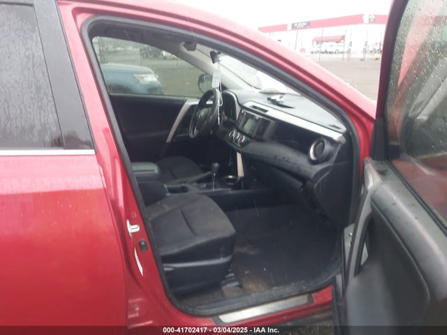 JTMZFREV3HJ108293 Toyota RAV4 LE