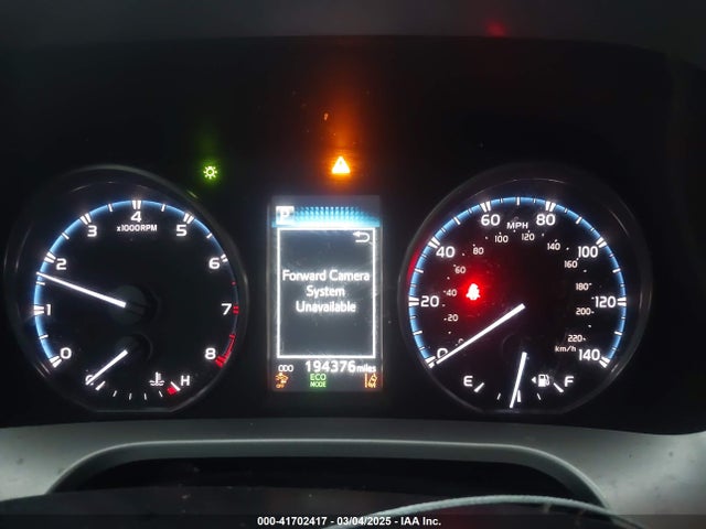 JTMZFREV3HJ108293 Toyota RAV4 LE