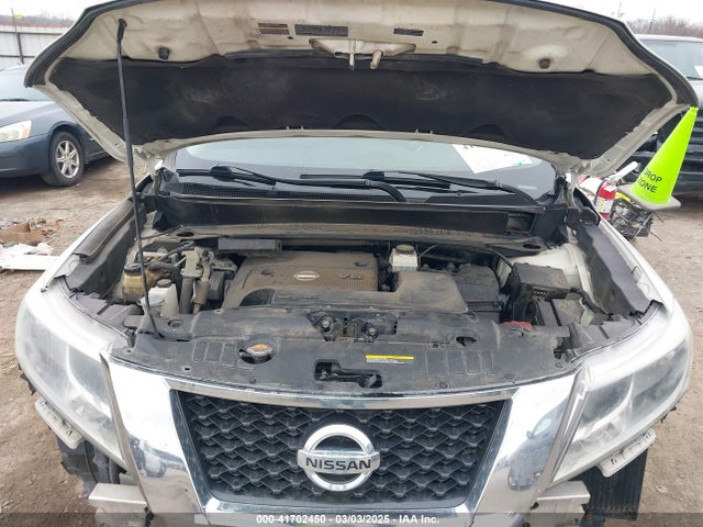 5N1AR2MM8GC662836 Nissan Pathfinder Platinum