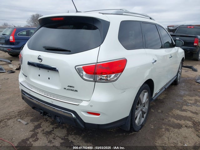 5N1AR2MM8GC662836 Nissan Pathfinder Platinum