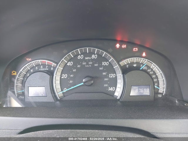 4T1BF1FK0EU452743 Toyota CAMRY SE