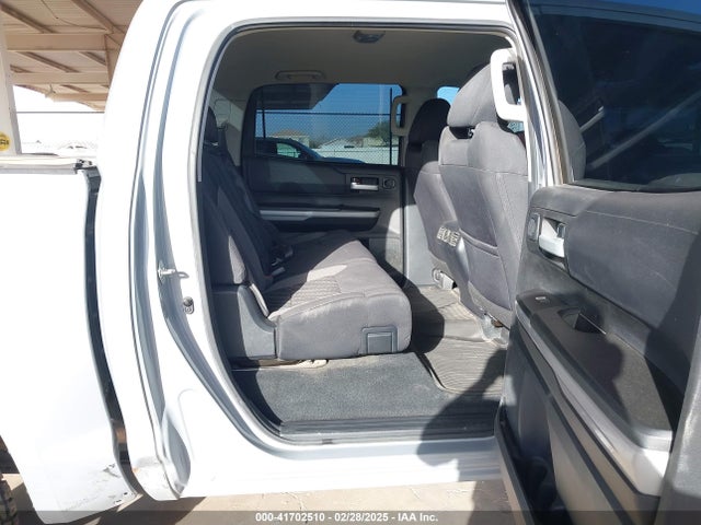 Toyota Tundra Sr5 2020 5TFEY5F11LX270488 Image 8
