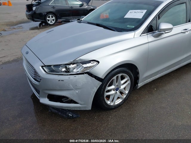 3FA6P0HD4ER328113 Ford FUSION SE