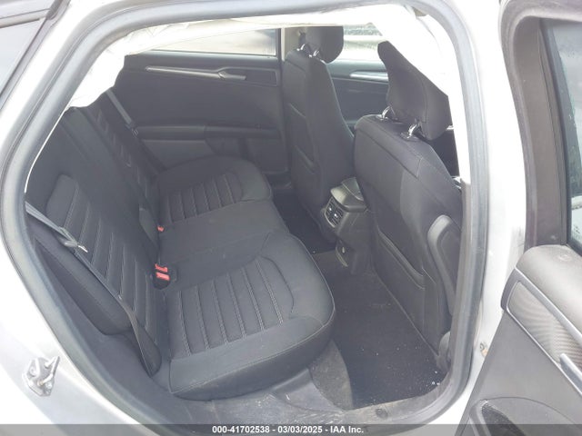 3FA6P0HD4ER328113 Ford FUSION SE
